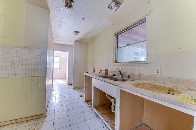 kitchen featuring sink