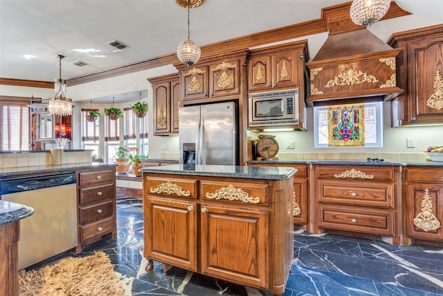 kitchen with tasteful backsplash, decorative light fixtures, a center island, ornamental molding, and stainless steel appliances