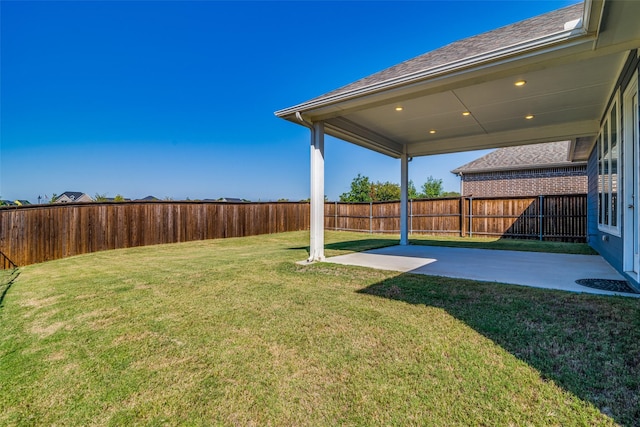 view of yard with a patio