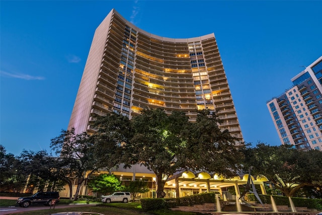 view of building exterior