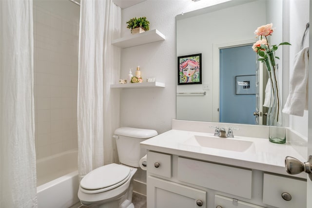 full bathroom with vanity, toilet, and shower / bath combo