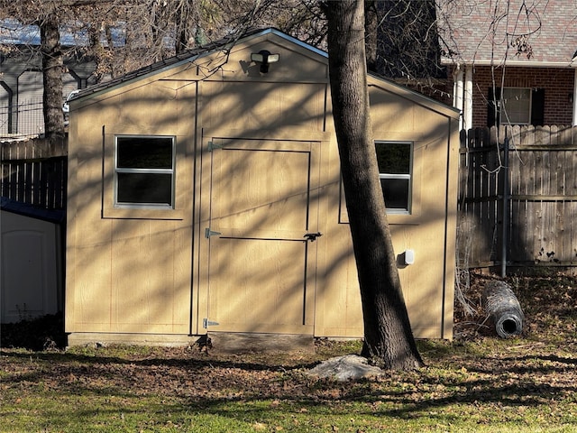 view of outbuilding