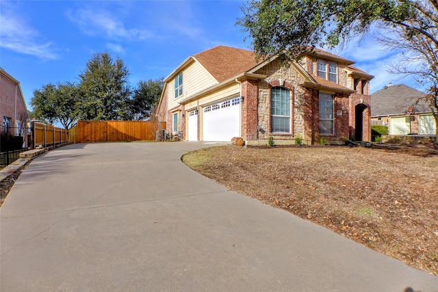 view of front property