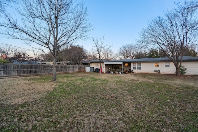 view of yard with a patio