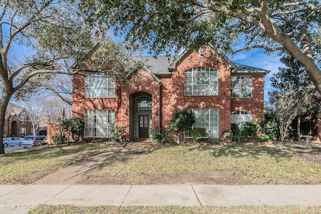 view of front of house featuring a front yard