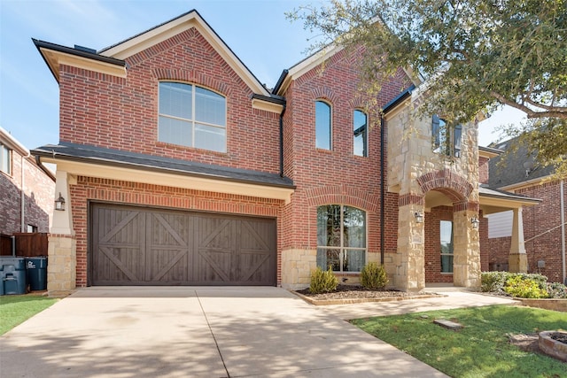 view of front facade featuring a garage