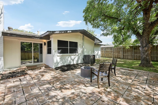 view of patio featuring cooling unit