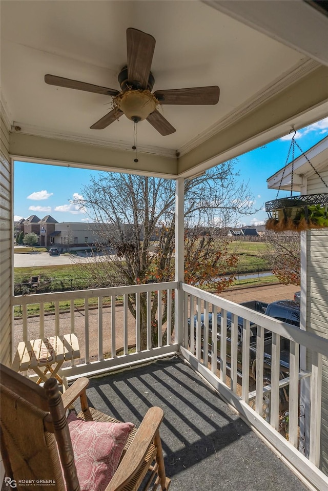 balcony with ceiling fan