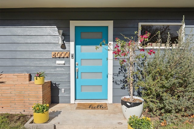 view of doorway to property