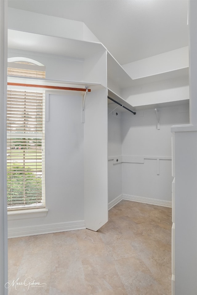 view of spacious closet