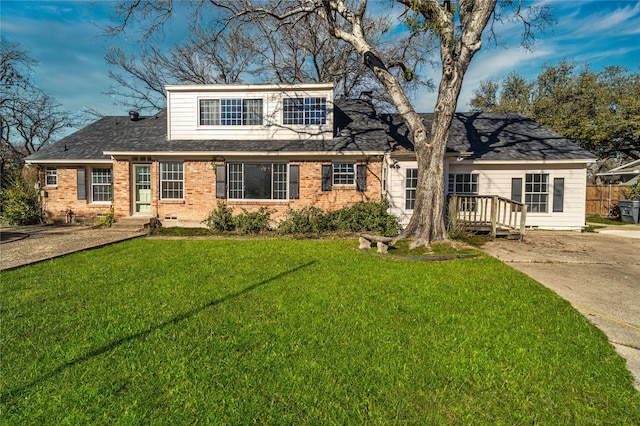 view of front property with a front yard