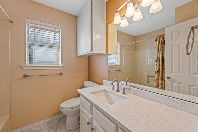 full bathroom with plenty of natural light, toilet, vanity, and shower / tub combo