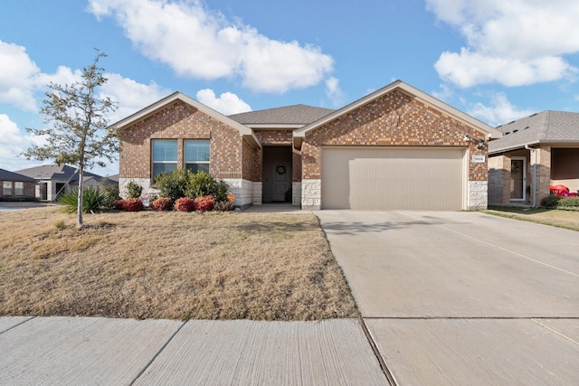 1906 Skylar Ln, Cleburne TX, 76033, 4 bedrooms, 2 baths house for sale