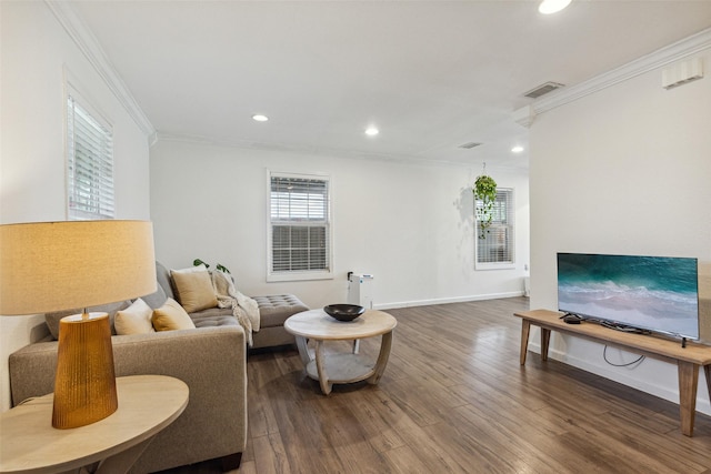 living room featuring recessed lighting, dark wood finished floors, crown molding, baseboards, and visible vents