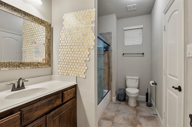 full bathroom featuring enclosed tub / shower combo, vanity, a textured ceiling, and toilet