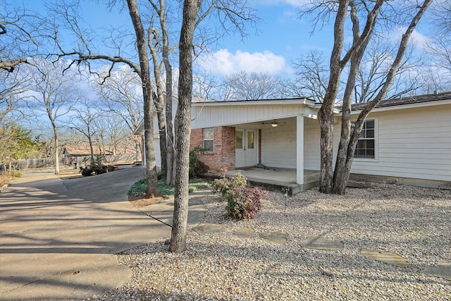 view of front of property with a porch