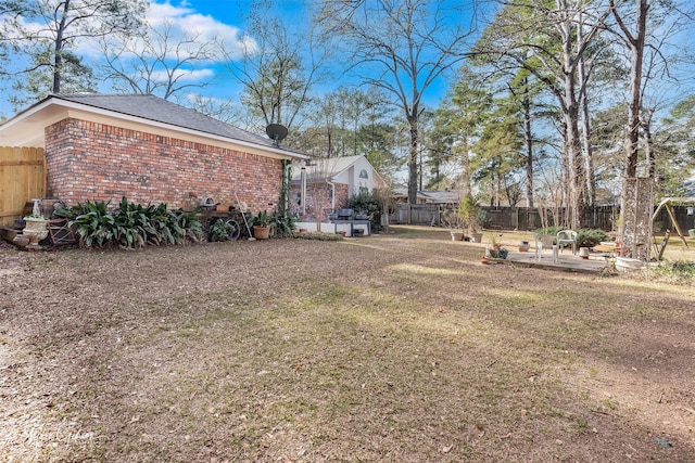 view of yard featuring a patio