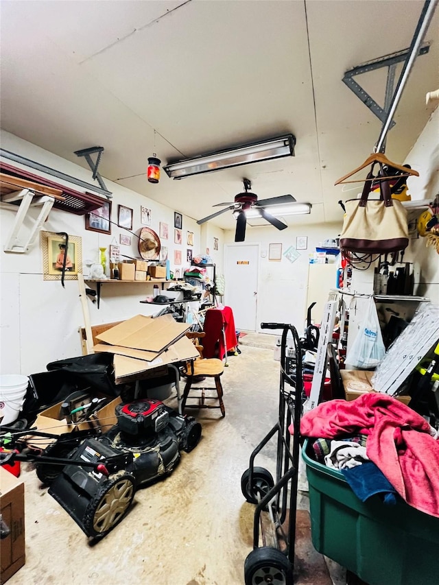 garage with ceiling fan