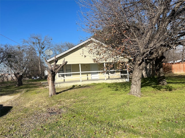 exterior space featuring a yard