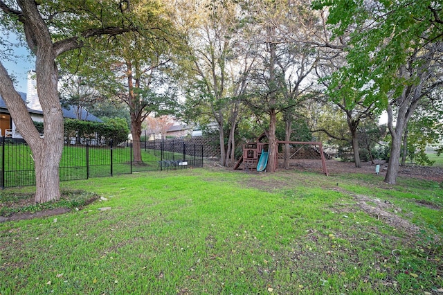 view of yard featuring a playground