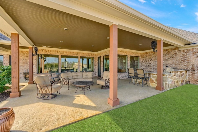 view of patio / terrace featuring an outdoor hangout area