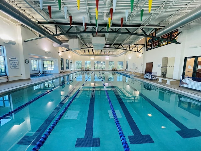 view of swimming pool