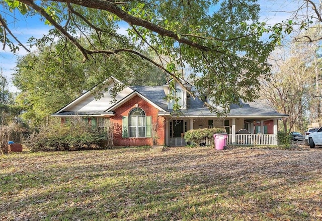 view of front of home with covered porch