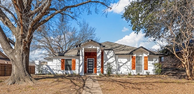 view of front of house