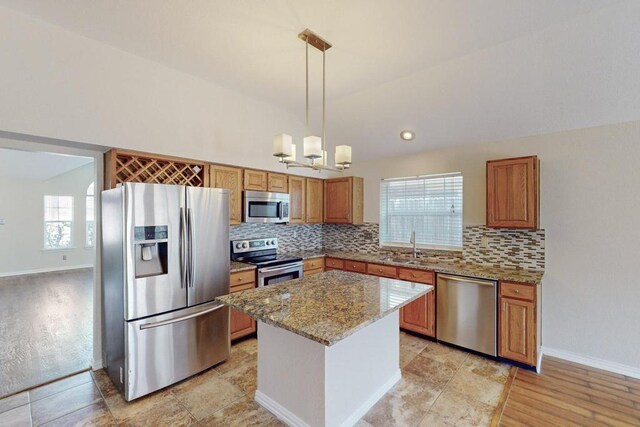 spare room with dark hardwood / wood-style floors and ceiling fan