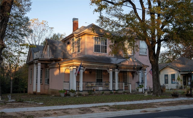 view of front of home featuring covered porch