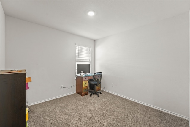 office area with carpet flooring