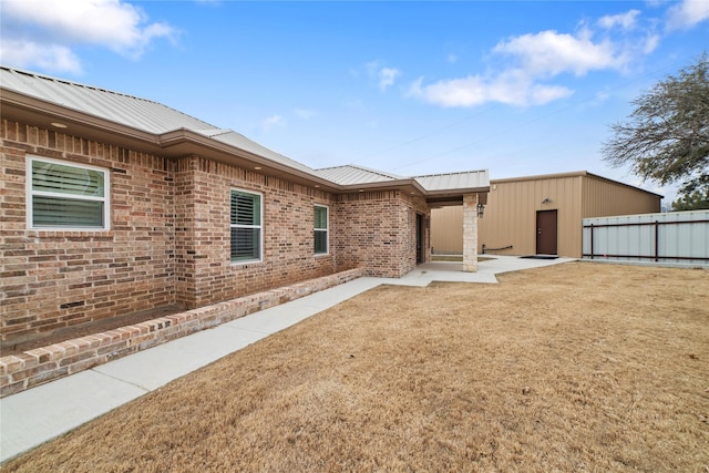 exterior space featuring a yard