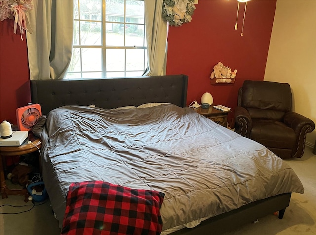 bedroom with carpet flooring