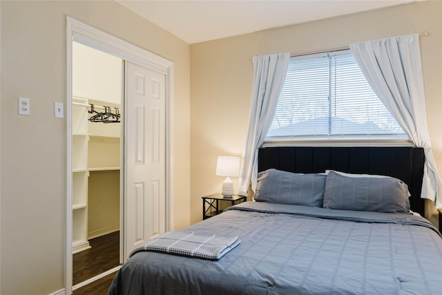 bedroom with a closet