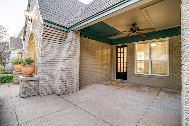 view of patio with ceiling fan