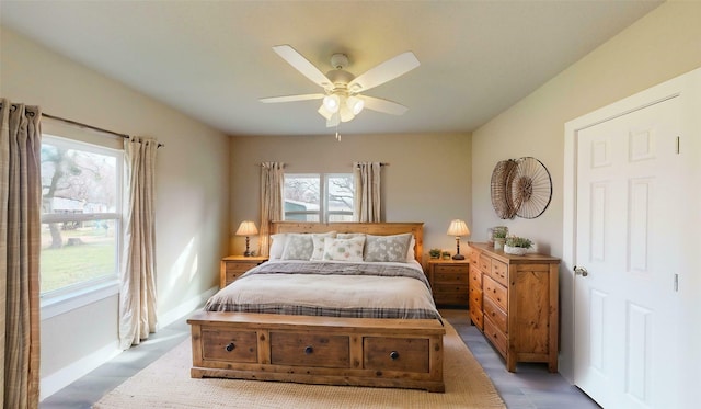 bedroom with ceiling fan