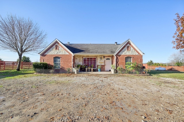 view of front facade with a front lawn