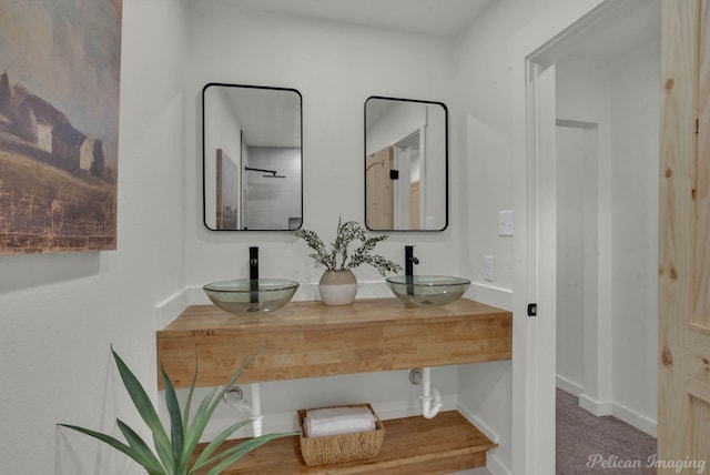 bathroom featuring sink