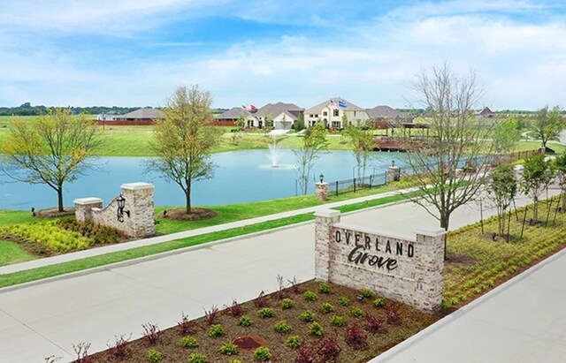 740 Vineyard Way, Forney, TX 75126 - property view of water