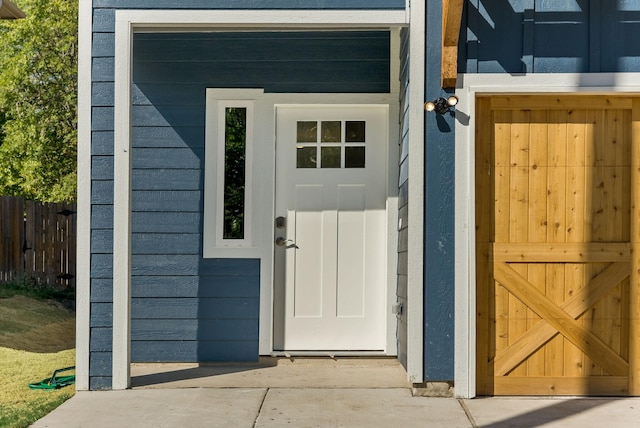 view of property entrance