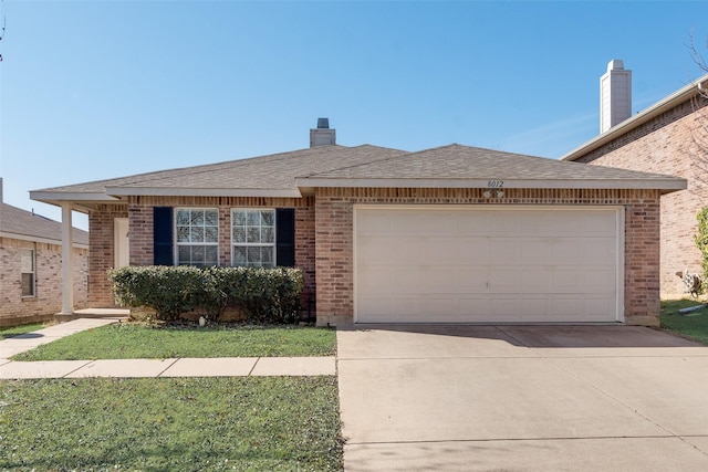 view of front facade with a garage