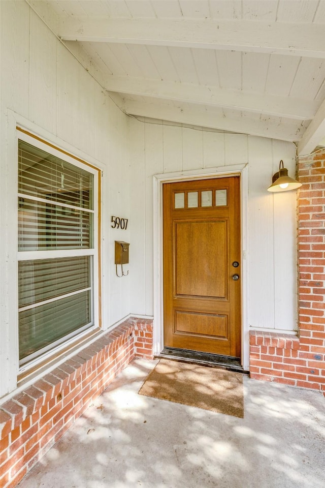 view of entrance to property