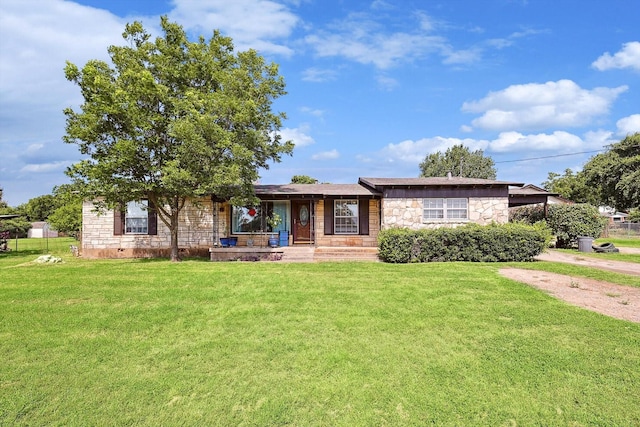 view of front of home with a front lawn