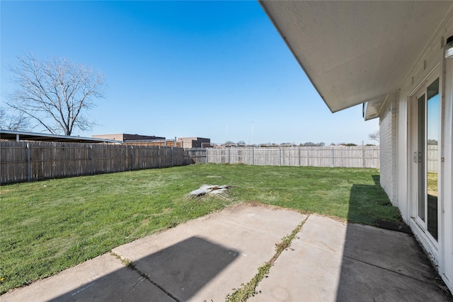 view of yard with a patio