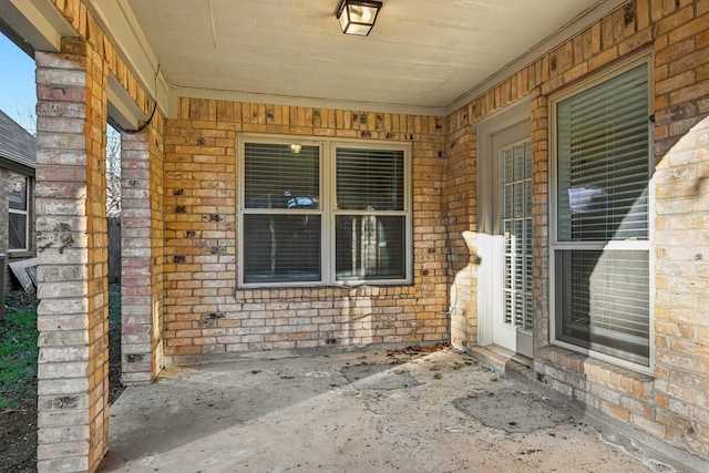 doorway to property featuring a patio