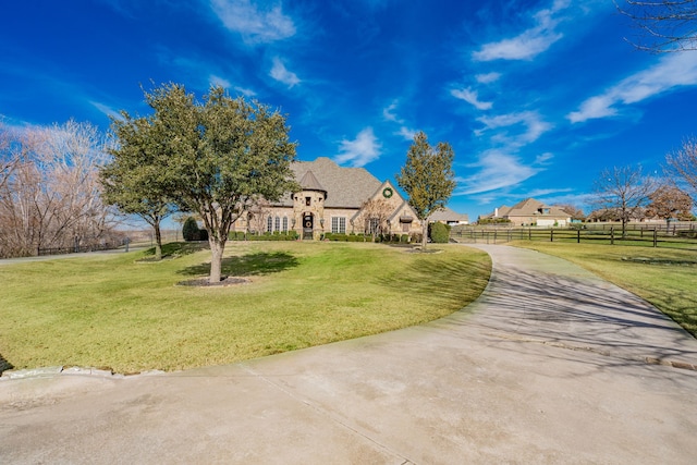 view of front of house with a front yard