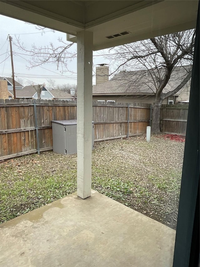 view of yard with a patio