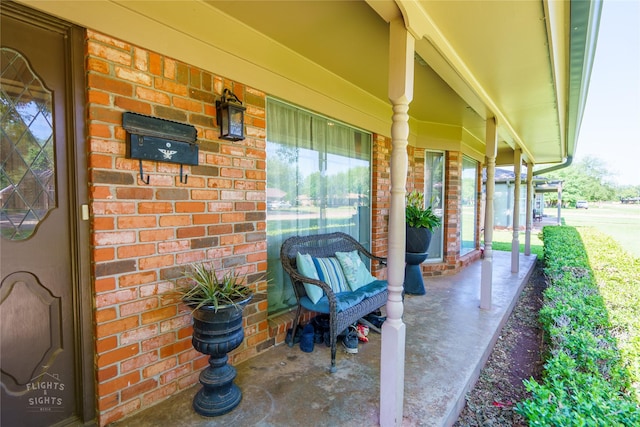 view of patio / terrace with covered porch