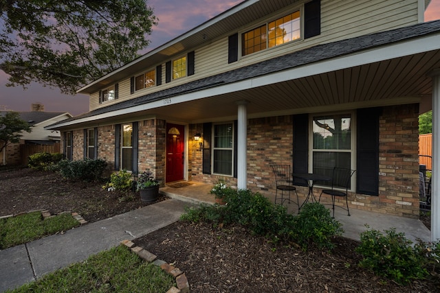 view of front facade featuring covered porch