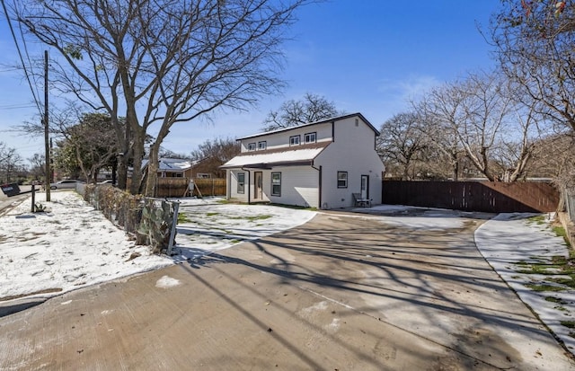 view of front of home